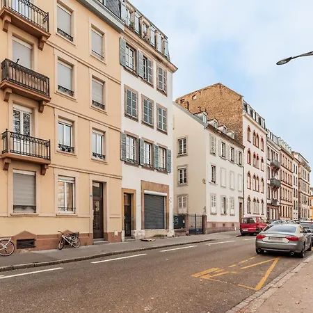 1 - Gare - Petite France - Commerces A Proximite 아파트