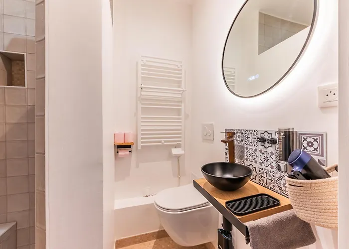 1 - Gare - Petite France - Commerces A Proximite Апартаменты *
